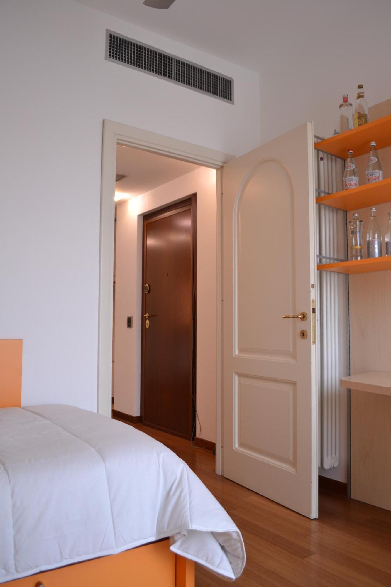 Mocenigo4 Appartement Milaan Buitenkant foto